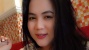 Di Hari Pernikahannya, Pengusaha Muda dan Cantik Ini Bagikan Souvernir Ponsel
