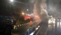 Tabrak Pembatas Jalan, Mobil Ini Terbakar