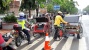Ini Dia Aksi Penarik Becak di Brebes Beratraksi Safety Riding