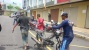 Astaga, Aksi Protes Driver Gojek Ini Nekat Bakar Motor Miliknya Sendiri