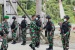 Dansatgas Pamtas Yonmek 403/WP Kunker di Pos Pamtas Jalur Darat dan Udara RI-PNG