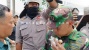 Dandim 0316 Terkena Lemparan Saat Amankan Aksi Unras Rempang - Galang Didepan Kantor BP Batam