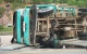 Truk Terguling di U-Turn KDA Batam, Muatan Koral Berserakan di Jalan
